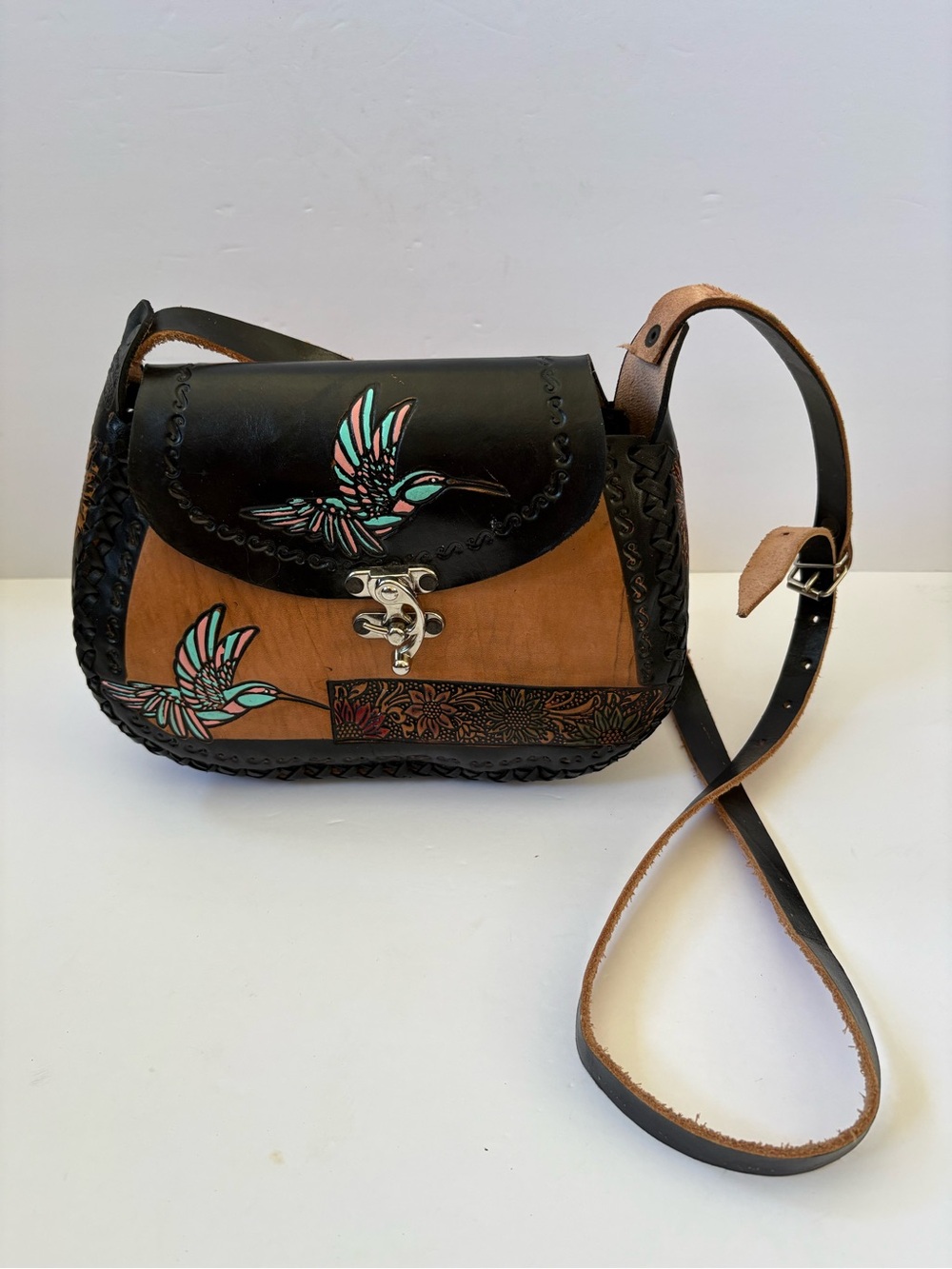 Mexican Leather Crossbones Bag Hand Crafted Tooled Hummingbird Brown Black Artsy